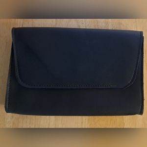 October vegan leather black clutch/wallet 💕